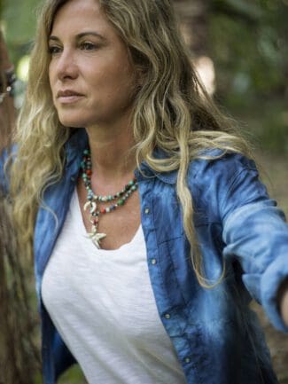Bluish women's shirt blocks radiation