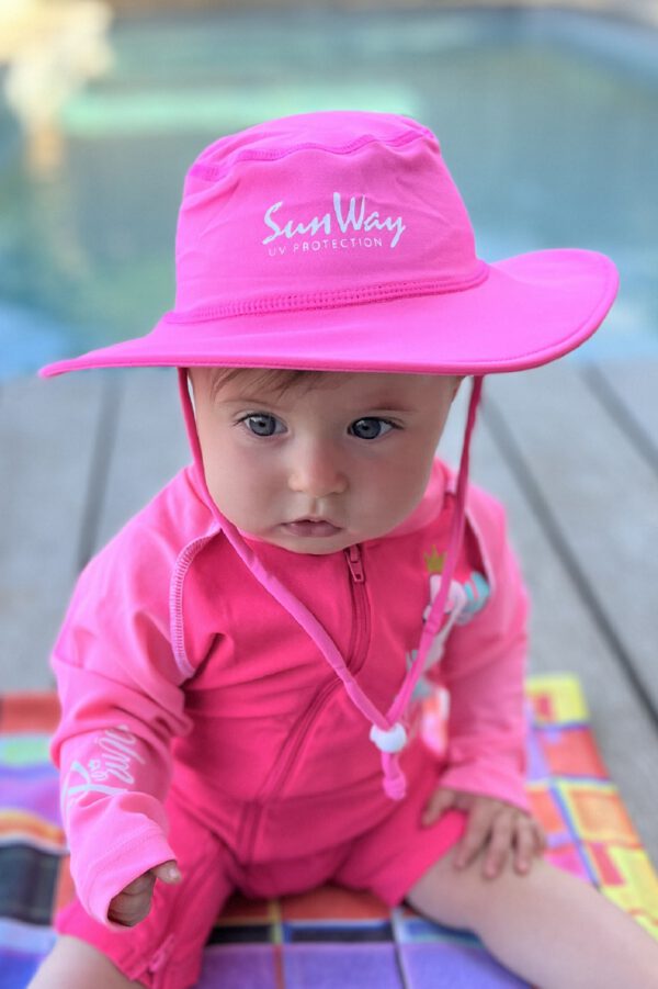 Pink wide-brimmed hat